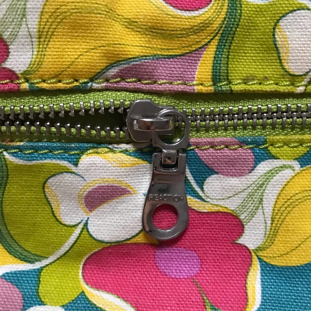 Bags - Picture 6 of 16